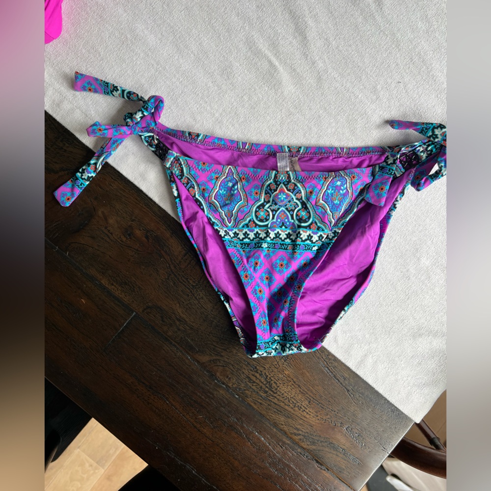 Nanette Lepere swim bottoms Size M